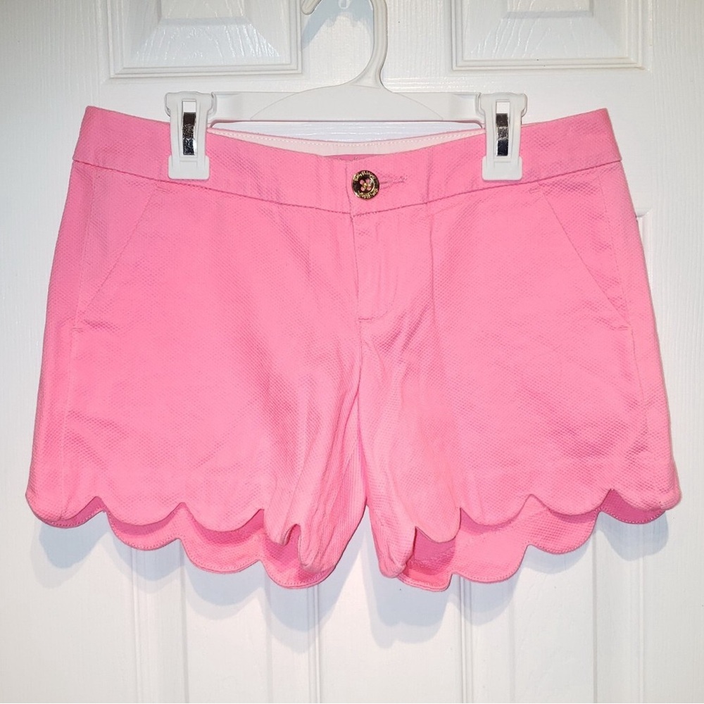 Lilly Pulitzer Women's Buttercup Scallop Hem
Shorts / Size 4